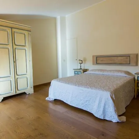 Borgo Colognola - Dimora Storica Pension Cenerente Buitenkant foto