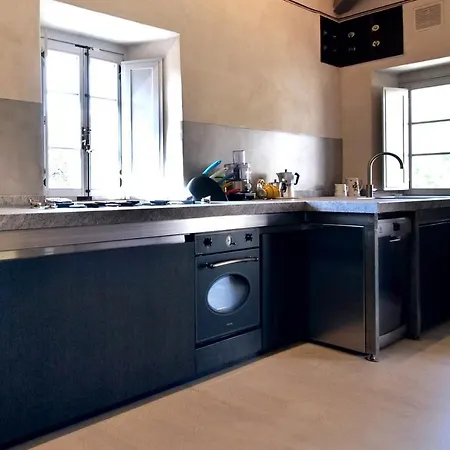 Borgo Colognola - Dimora Storica Pension Cenerente Buitenkant foto