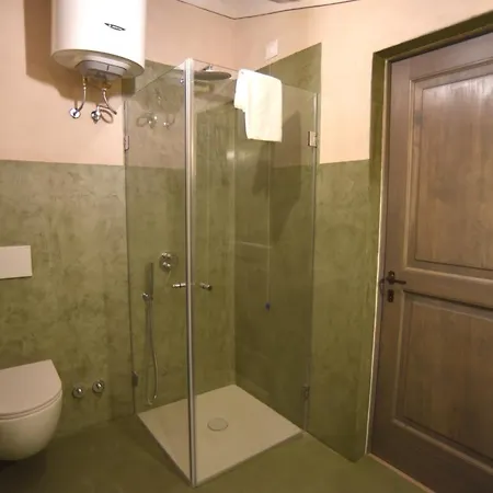 Borgo Colognola - Dimora Storica Pension Cenerente Buitenkant foto