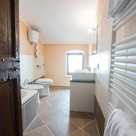 Borgo Colognola - Dimora Storica Pension Cenerente Buitenkant foto