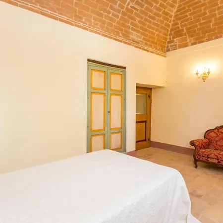 Borgo Colognola - Dimora Storica Pension Cenerente Buitenkant foto