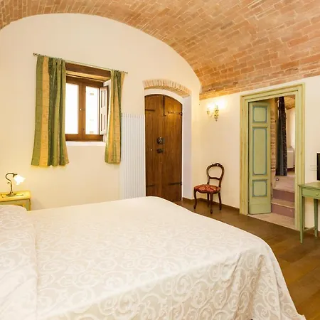 Borgo Colognola - Dimora Storica Pension Cenerente Buitenkant foto