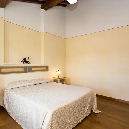 Borgo Colognola - Dimora Storica Pension Cenerente Buitenkant foto