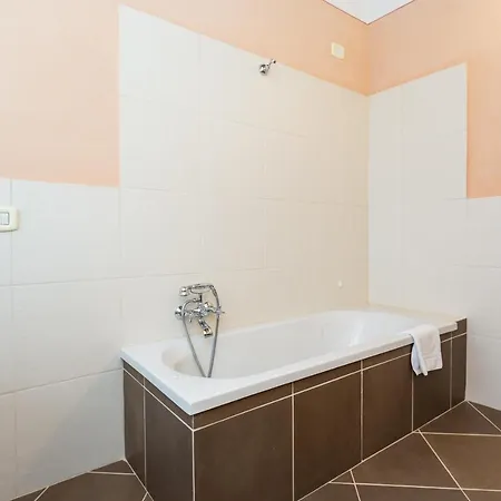 Borgo Colognola - Dimora Storica Pension Cenerente Buitenkant foto