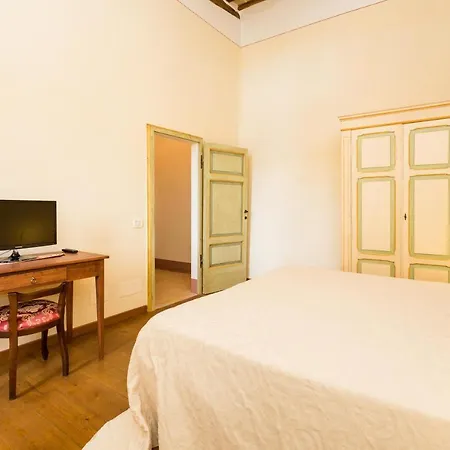 Borgo Colognola - Dimora Storica Pension Cenerente Buitenkant foto