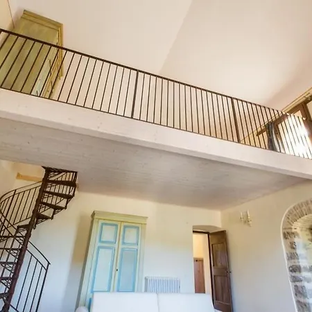Borgo Colognola - Dimora Storica Pension Cenerente Buitenkant foto