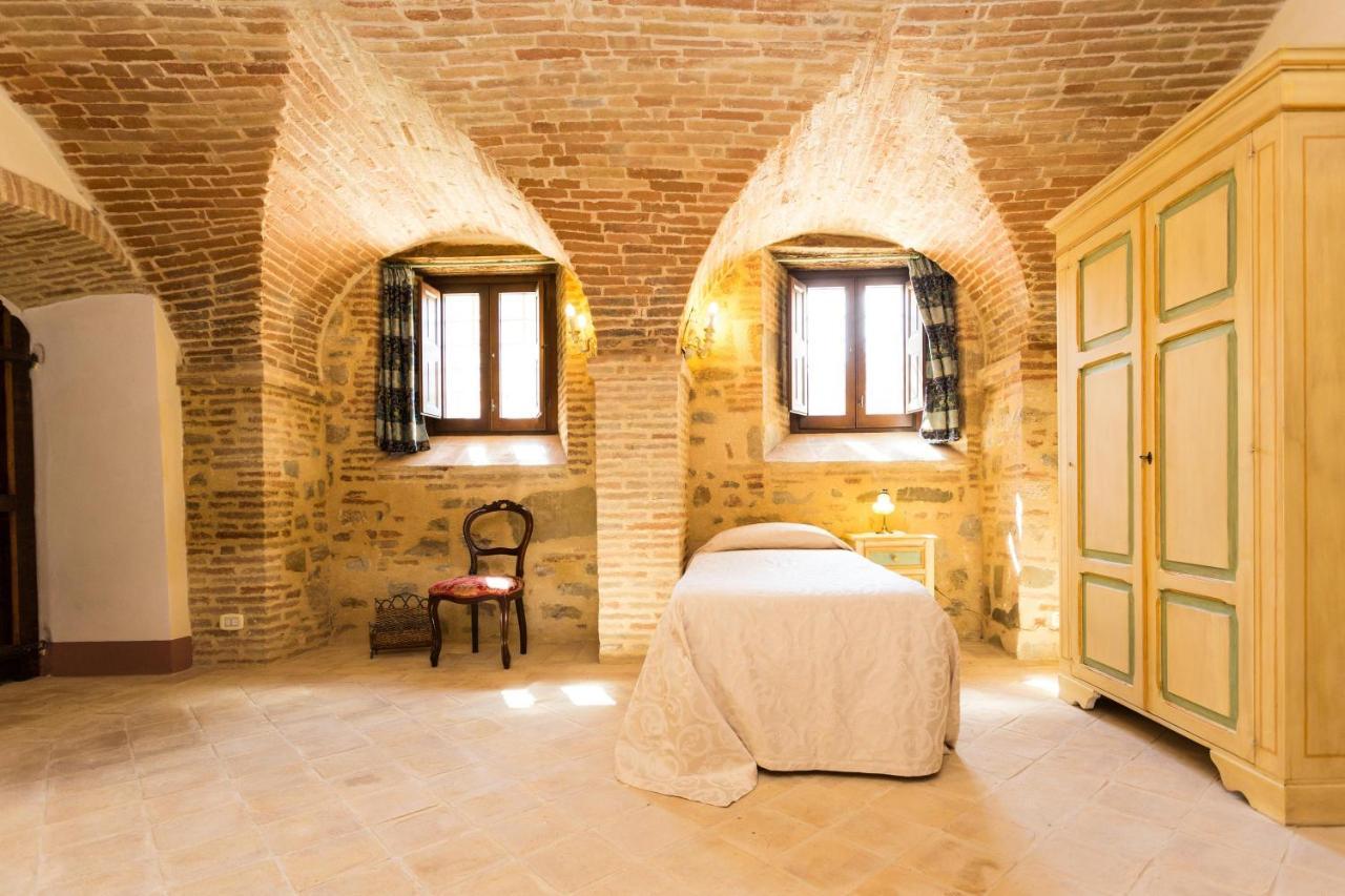 Borgo Colognola - Dimora Storica Cenerente